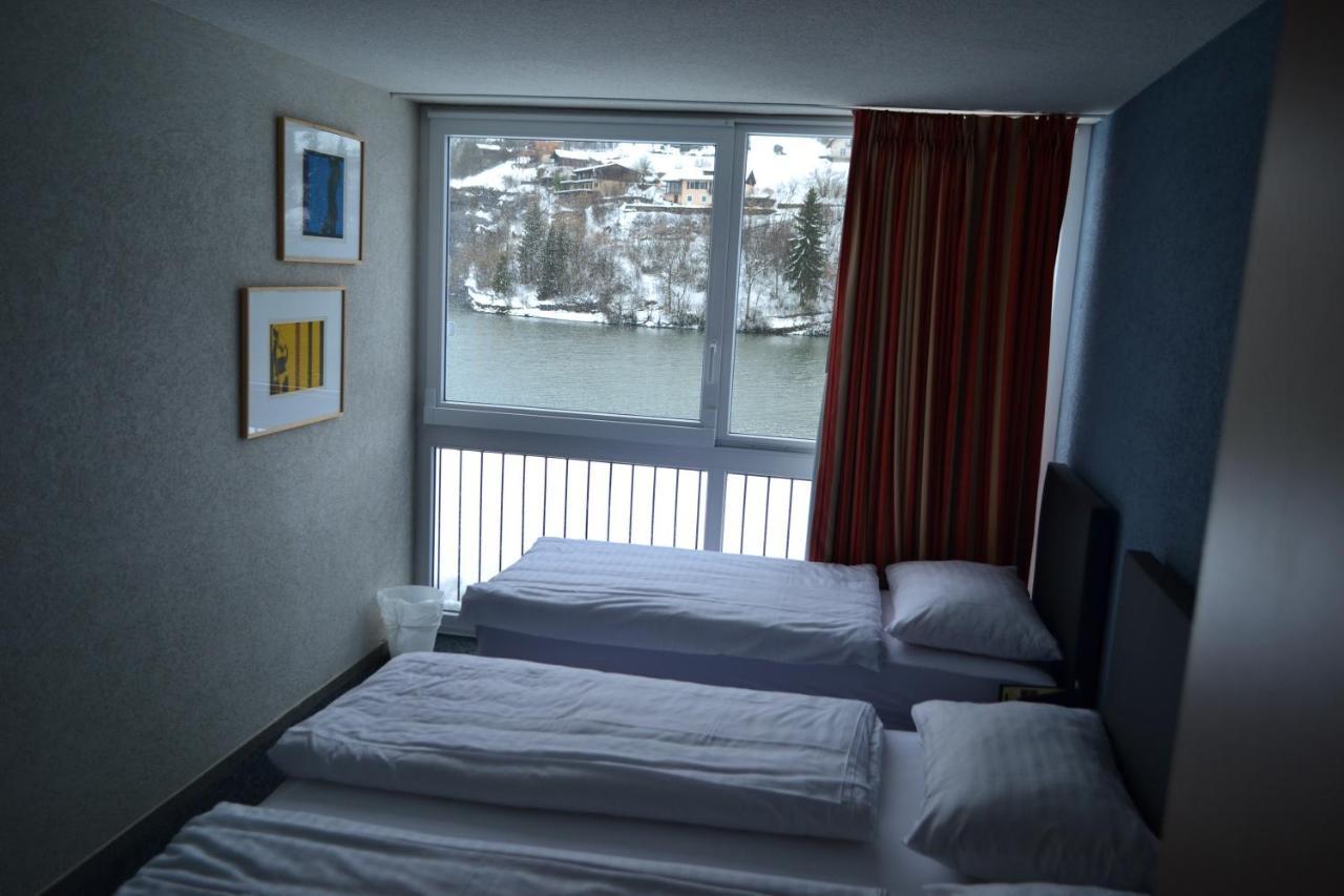 Hotel Les Rives Du Doubs Les Brenets Kültér fotó