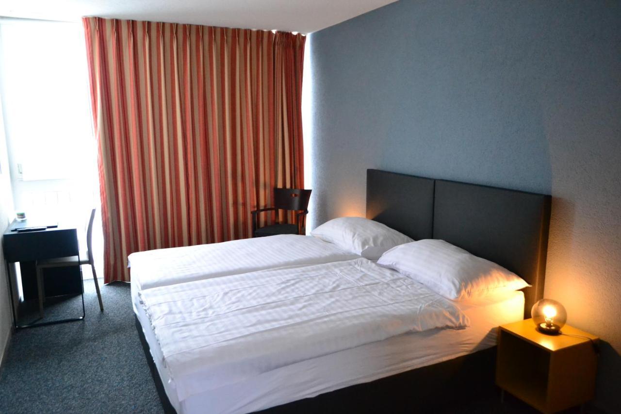 Hotel Les Rives Du Doubs Les Brenets Kültér fotó